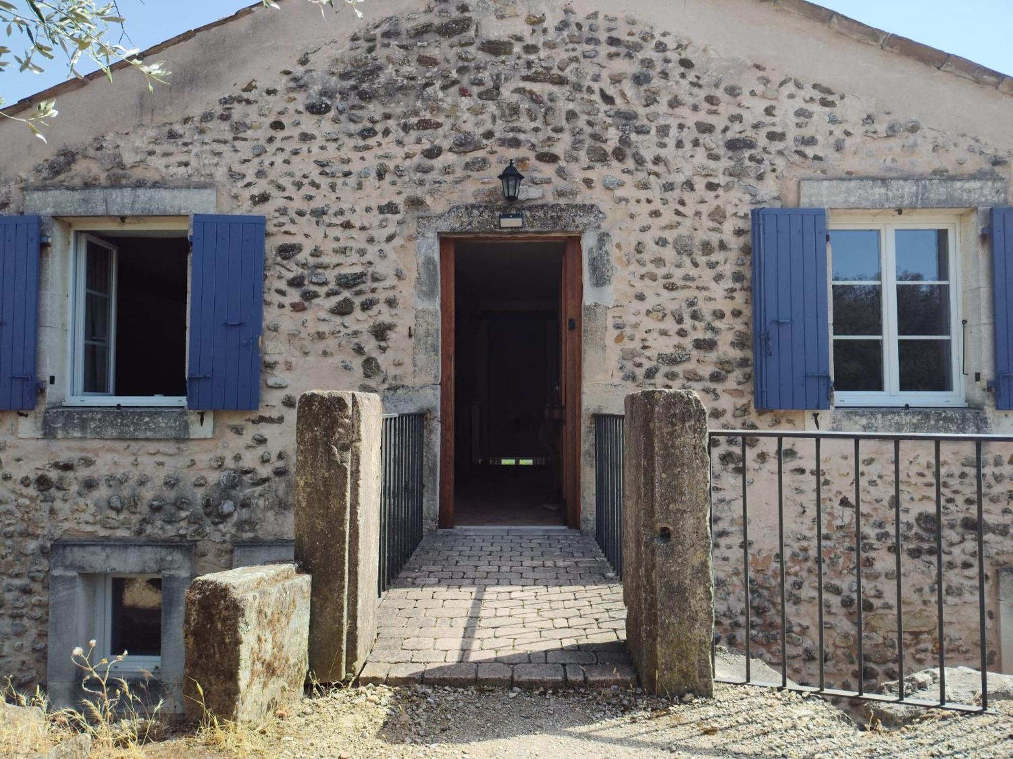 Visan Ferme De Palumiane - Chambres Climatisees מראה חיצוני תמונה